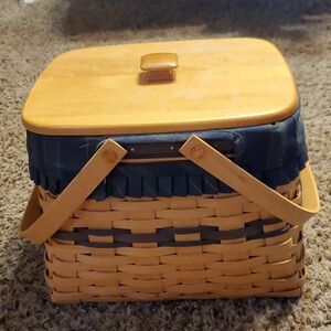 Longaberger Collector's Club Harbor Basket 1998